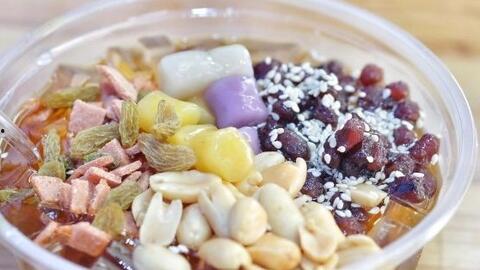 网红冰粉,夏日清凉新宠，口感与颜值并存