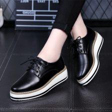 灰色明星同款鞋子,揭秘灰色明星同款鞋子的魅力所在