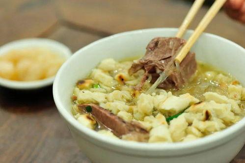 西安网红面皮,街头小吃中的味蕾传奇