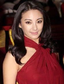 明星吃窝边草吗,窝边草的诱惑与真相