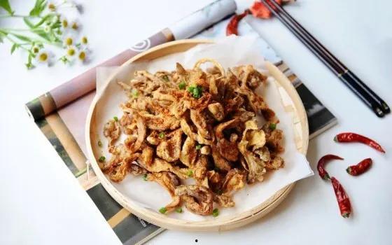 三个白瓜怎么吃蘑菇,美味养生新搭配