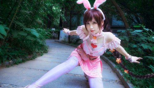 女网红cos小舞,女网红还原斗罗大陆小舞，魅力四溢引关注