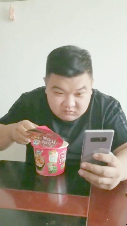 打工网红图,揭秘网络时代下的新职业现象